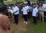 Ekonomi Lagi Sulit, Gubernur Gusnar Ismail Pastikan Pemerintah Hadir Ditengah Masyarakat